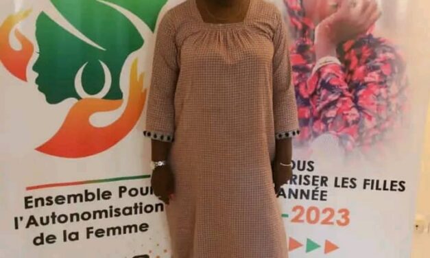 LA SCOLARISATION DES JEUNES FILLES EN SITUATION DIFFICILE